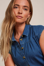 Afbeelding in Gallery-weergave laden, KING LOUIE Amy Jumpsuit Chambray