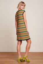 Afbeelding in Gallery-weergave laden, KING LOUIE Delfina Dress Penny Zigzag