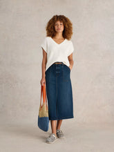 Afbeelding in Gallery-weergave laden, white stuff Maren Denim Midi Skirt