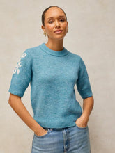 Afbeelding in Gallery-weergave laden, WHITE STUFF KNITTED EMBROIDERED TEE