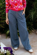 Afbeelding in Gallery-weergave laden, SUGARHILL Fifi Wide Leg Trousers - Blue Stripe Denim