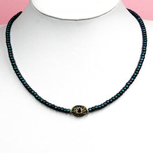 Afbeelding in Gallery-weergave laden, URBAN HIPPIES Choker Metallic Midnight