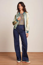 Afbeelding in Gallery-weergave laden, KING LOUIE Bomber Jacket Madison

