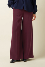 Afbeelding in Gallery-weergave laden, KING LOUIE Chloe Pants Malone
