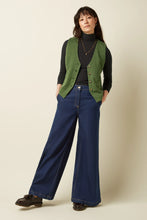 Afbeelding in Gallery-weergave laden, KING LOUIE Bianca Gilet Ivy Check
