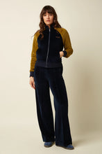 Afbeelding in Gallery-weergave laden, KING LOUIE Lila Coljack Baton Velvet
