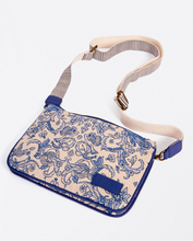 Afbeelding in Gallery-weergave laden, SURKANA Jacquard shoulder bag Blue
