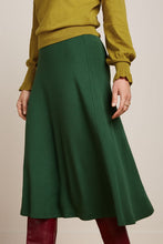 Afbeelding in Gallery-weergave laden, KING LOUIE Juno Midi Skirt Milano Crepe GREEN
