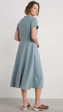 Afbeelding in Gallery-weergave laden, Seasalt Carved Wood Dress -Hail
