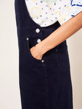 Afbeelding in Gallery-weergave laden, WHITE STUFF Emmie Organic Cord Midi Pinafore
