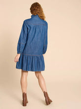 Afbeelding in Gallery-weergave laden, WHITE STUFF MAISIE DENIM DRESS
