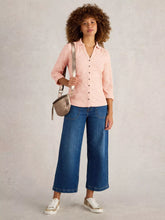 Afbeelding in Gallery-weergave laden, WHITE STUFF ANNIE BRODERIE JERSEY SHIRT
