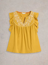 Afbeelding in Gallery-weergave laden, WHITE STUFF CALLIE FRILL TOP
