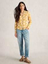 Afbeelding in Gallery-weergave laden, white stuff ANNIE JERSEY COLLARED SHIRT
