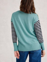 Afbeelding in Gallery-weergave laden, WHITE STUFF OLIVE PRINT JUMPER
