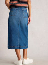 Afbeelding in Gallery-weergave laden, WHITE STUFF Tia Denim Midi Skirt
