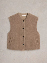 Afbeelding in Gallery-weergave laden, WHITE STUFF Womens Borg Gilet
