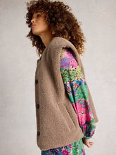 Afbeelding in Gallery-weergave laden, WHITE STUFF Womens Borg Gilet
