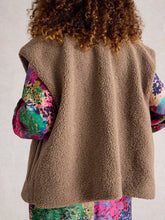 Afbeelding in Gallery-weergave laden, WHITE STUFF Womens Borg Gilet
