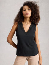 Afbeelding in Gallery-weergave laden, WHITE STUFF ELLIE LACE V NECK VEST
