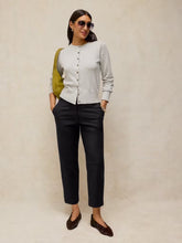Afbeelding in Gallery-weergave laden, WHITE STUFF ILLY CROP STRAIGHT TROUSER
