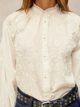 Afbeelding in Gallery-weergave laden, WHITE STUFF LILY EMBROIDERED TOP
