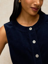 Afbeelding in Gallery-weergave laden, WHITE STUFF MILLIE SHELL WAISTCOAT
