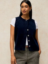 Afbeelding in Gallery-weergave laden, WHITE STUFF MILLIE SHELL WAISTCOAT
