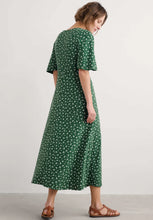 Afbeelding in Gallery-weergave laden, SEASALT  Chateaux Half Sleeve Maxi Dress
