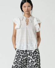 Afbeelding in Gallery-weergave laden, Surkana top with ruffles white
