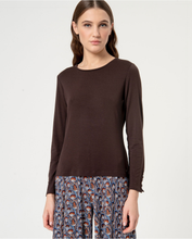 Afbeelding in Gallery-weergave laden, SURKANA Plain crewneck t-shirt Chocolate
