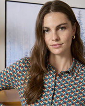 Afbeelding in Gallery-weergave laden, SURKANA Stretch shirt met vintage microprint Bottle Green
