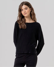 Afbeelding in Gallery-weergave laden, SURKANA Boat neck jumper in fine knit Black
