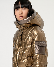 Afbeelding in Gallery-weergave laden, surkana Metallic quilted coat Copper
