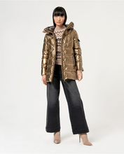 Afbeelding in Gallery-weergave laden, surkana Metallic quilted coat Copper
