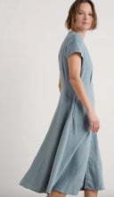Afbeelding in Gallery-weergave laden, Seasalt Carved Wood Dress -Hail
