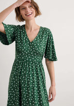 Afbeelding in Gallery-weergave laden, SEASALT  Chateaux Half Sleeve Maxi Dress
