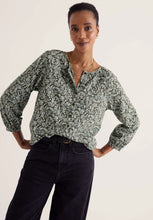 Afbeelding in Gallery-weergave laden, SEASALT  Mallow Button Through Jersey Top
