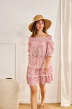 Afbeelding in Gallery-weergave laden, NUD Short Floral Dress with Bardot Neckline - Pink
