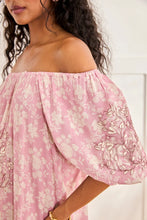 Afbeelding in Gallery-weergave laden, NUD FLORAL DRESS WITH BARDOT NECKLINE - PINK
