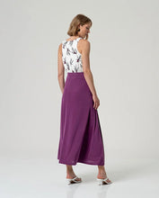 Afbeelding in Gallery-weergave laden, SURKANA Maxi Skirt Purple
