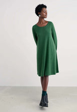Afbeelding in Gallery-weergave laden, SEASALT Poltreen Knee Length Dress in GOTS-Certified Organic Cotton
