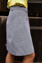 Afbeelding in Gallery-weergave laden, DANEFAE Danelondon Denim skirt Milkboy Stripe
