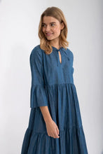 Afbeelding in Gallery-weergave laden, DANEFAE Danekamelia Chambrey Dress Dark Indigo
