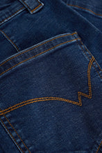 Afbeelding in Gallery-weergave laden, White Stuff Heidi Denim Short
