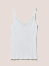 Afbeelding in Gallery-weergave laden, WHITE STUFF SEA BREEZE VEST WHITE
