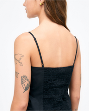 Afbeelding in Gallery-weergave laden, SURKANA Tank top. Stretch ruched knit. Plain Black
