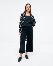 Afbeelding in Gallery-weergave laden, SURKANA Tank top. Stretch ruched knit. Plain Black
