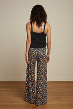 Afbeelding in Gallery-weergave laden, KING LOUIE Lulu Camisole Magrelli
